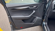 Skoda Karoq 1.5 TSI SE L 5dr DSG Petrol Estate